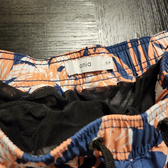 Onia Swim Trunks - Picture 6 of 6
